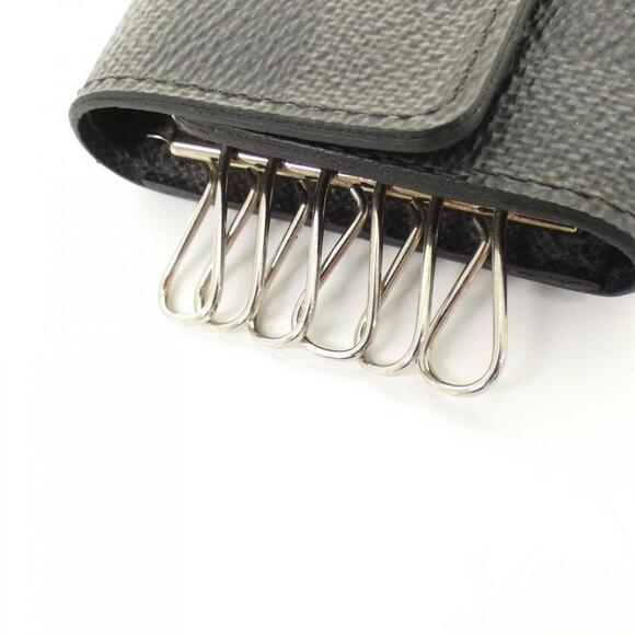 LOUIS VUITTON Black Damier Key Case - Picture 2 of 6